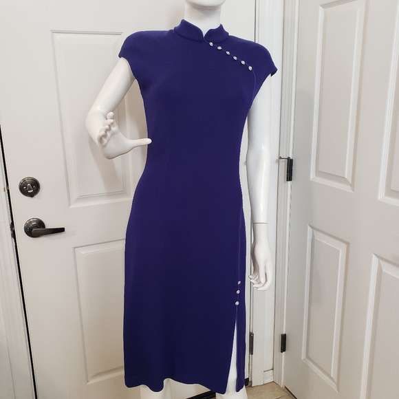 St. John Collection by Marie Gray - Picture 9 of 10